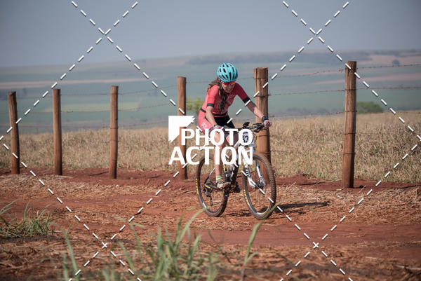 Buy your photos of the eventCROSS DUATHLON on Fotop