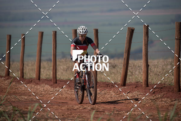 Buy your photos of the eventCROSS DUATHLON on Fotop