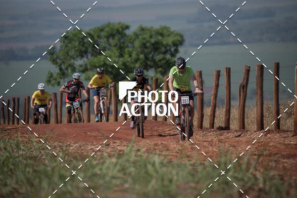 Buy your photos of the eventCROSS DUATHLON on Fotop