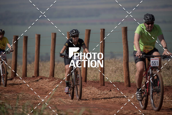 Buy your photos of the eventCROSS DUATHLON on Fotop