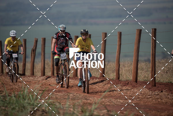 Buy your photos of the eventCROSS DUATHLON on Fotop