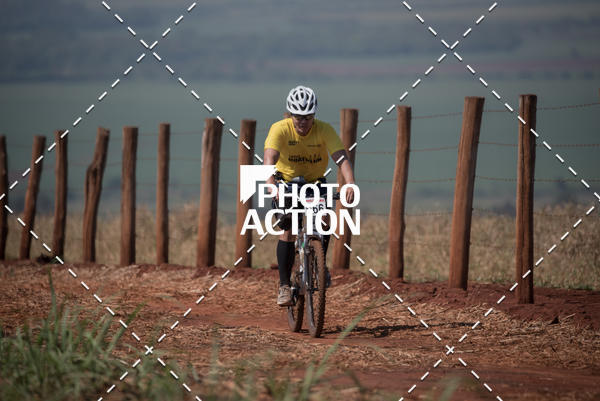 Buy your photos of the eventCROSS DUATHLON on Fotop