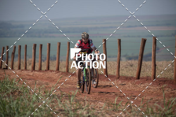 Buy your photos of the eventCROSS DUATHLON on Fotop