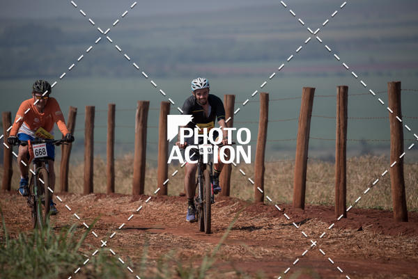 Buy your photos of the eventCROSS DUATHLON on Fotop