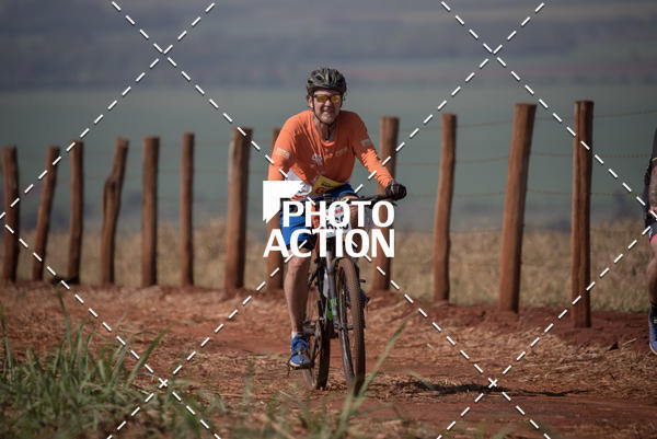 Buy your photos of the eventCROSS DUATHLON on Fotop