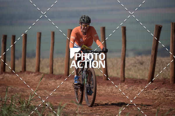 Buy your photos of the eventCROSS DUATHLON on Fotop