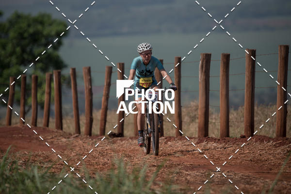 Buy your photos of the eventCROSS DUATHLON on Fotop