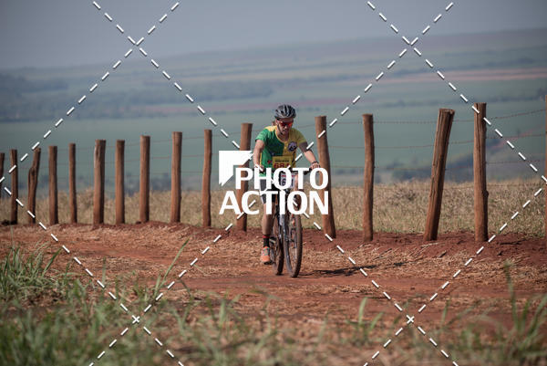 Buy your photos of the eventCROSS DUATHLON on Fotop