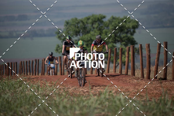 Buy your photos of the eventCROSS DUATHLON on Fotop