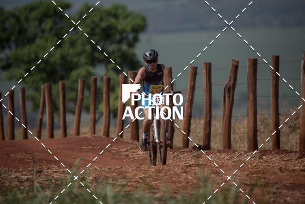 Buy your photos of the eventCROSS DUATHLON on Fotop