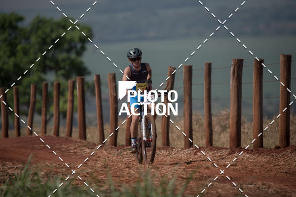 Buy your photos of the eventCROSS DUATHLON on Fotop