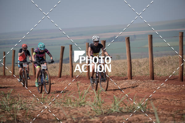 Buy your photos of the eventCROSS DUATHLON on Fotop