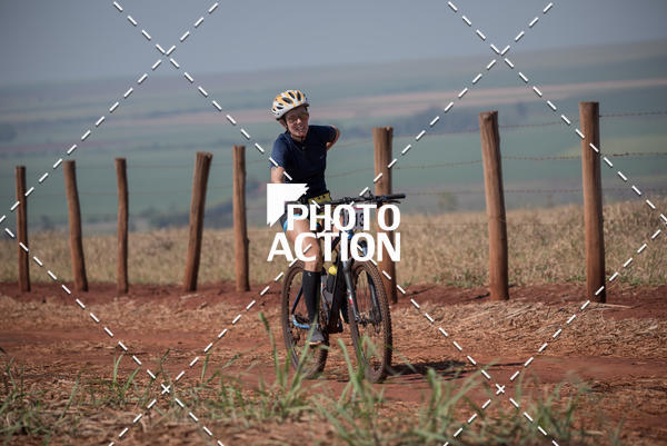Buy your photos of the eventCROSS DUATHLON on Fotop