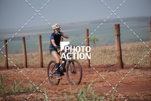 Buy your photos of the eventCROSS DUATHLON on Fotop