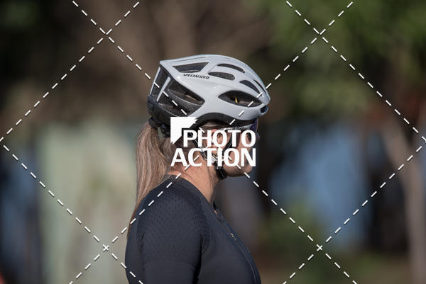 Buy your photos of the eventCROSS DUATHLON on Fotop