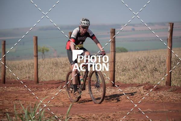 Buy your photos of the eventCROSS DUATHLON on Fotop