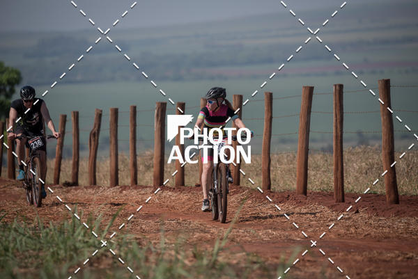 Buy your photos of the eventCROSS DUATHLON on Fotop