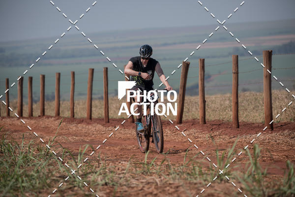 Buy your photos of the eventCROSS DUATHLON on Fotop