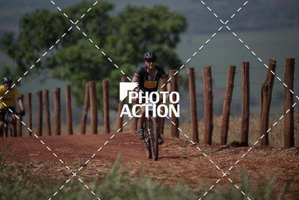 Buy your photos of the eventCROSS DUATHLON on Fotop