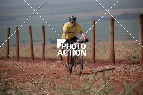 Buy your photos of the eventCROSS DUATHLON on Fotop