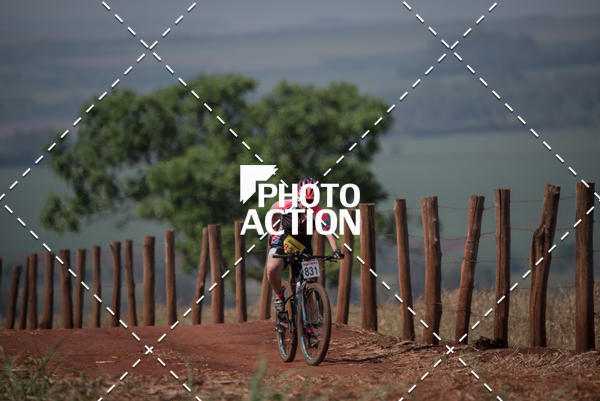 Buy your photos of the eventCROSS DUATHLON on Fotop