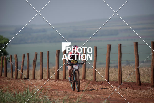 Buy your photos of the eventCROSS DUATHLON on Fotop