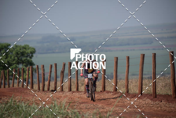 Buy your photos of the eventCROSS DUATHLON on Fotop