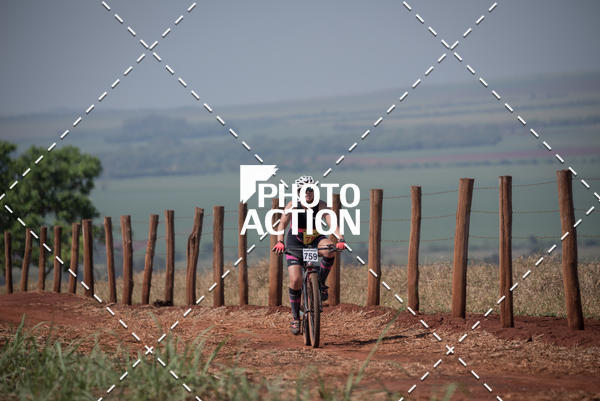 Buy your photos of the eventCROSS DUATHLON on Fotop