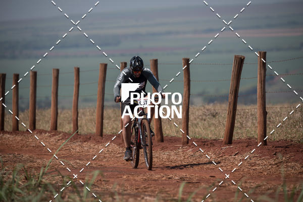 Buy your photos of the eventCROSS DUATHLON on Fotop