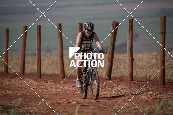 Buy your photos of the eventCROSS DUATHLON on Fotop