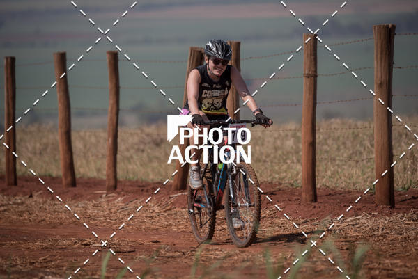 Buy your photos of the eventCROSS DUATHLON on Fotop