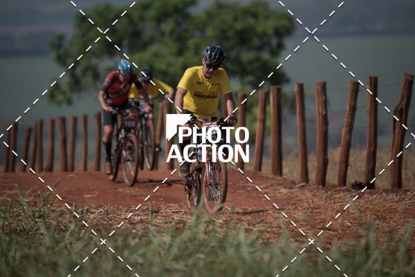 Buy your photos of the eventCROSS DUATHLON on Fotop