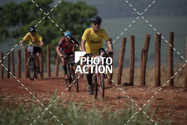Buy your photos of the eventCROSS DUATHLON on Fotop