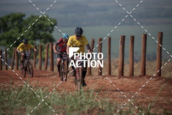 Buy your photos of the eventCROSS DUATHLON on Fotop