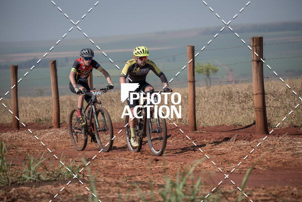 Buy your photos of the eventCROSS DUATHLON on Fotop