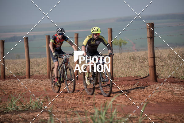 Buy your photos of the eventCROSS DUATHLON on Fotop