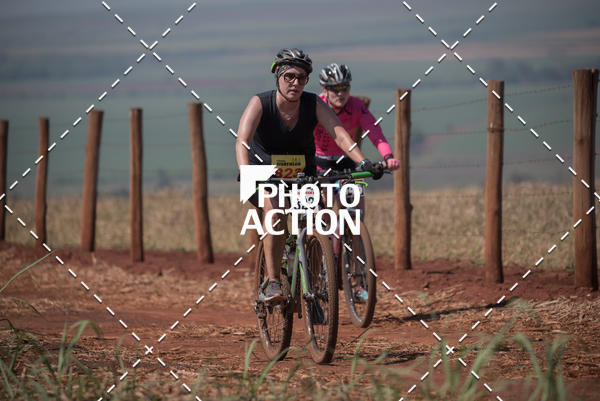 Buy your photos of the eventCROSS DUATHLON on Fotop