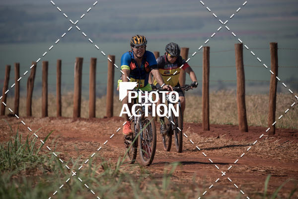 Buy your photos of the eventCROSS DUATHLON on Fotop