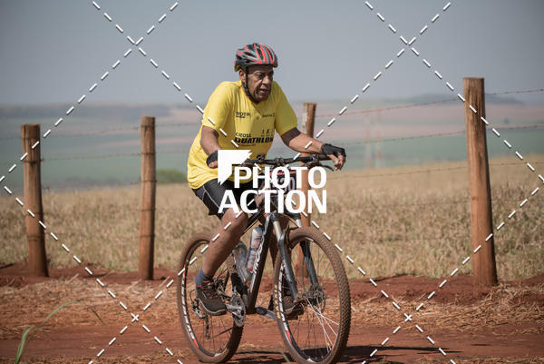 Buy your photos of the eventCROSS DUATHLON on Fotop