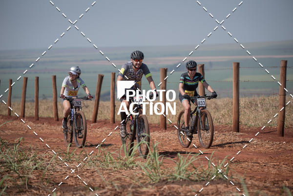 Buy your photos of the eventCROSS DUATHLON on Fotop