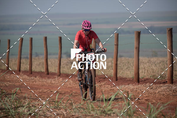 Buy your photos of the eventCROSS DUATHLON on Fotop