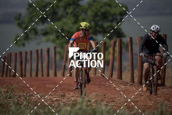 Buy your photos of the eventCROSS DUATHLON on Fotop