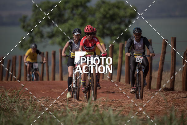 Buy your photos of the eventCROSS DUATHLON on Fotop