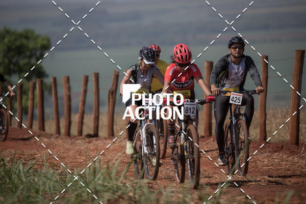 Buy your photos of the eventCROSS DUATHLON on Fotop