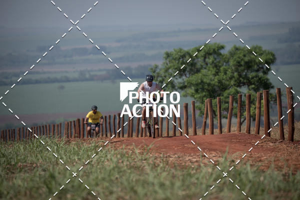 Buy your photos of the eventCROSS DUATHLON on Fotop
