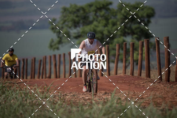 Buy your photos of the eventCROSS DUATHLON on Fotop