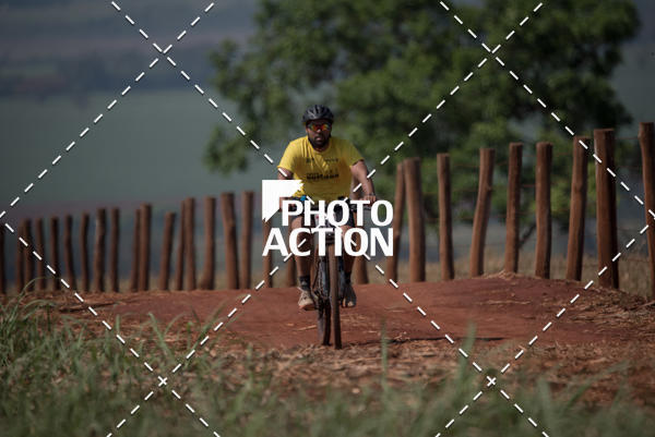 Buy your photos of the eventCROSS DUATHLON on Fotop