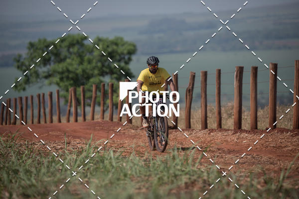 Buy your photos of the eventCROSS DUATHLON on Fotop