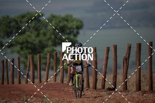 Buy your photos of the eventCROSS DUATHLON on Fotop