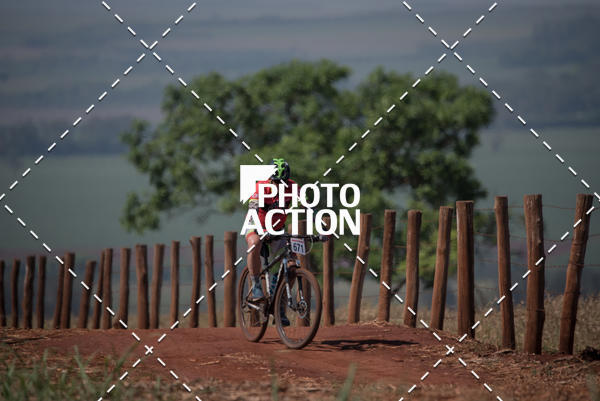 Buy your photos of the eventCROSS DUATHLON on Fotop